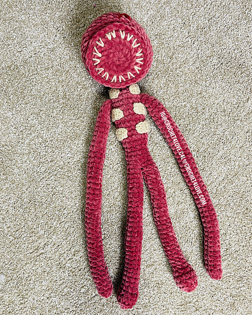 Ravelry Figure Doors pattern by Bao Ha Gia