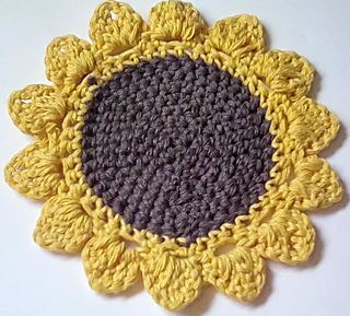 Ravelry: Sunflower Coaster pattern by ME Crafty Creations