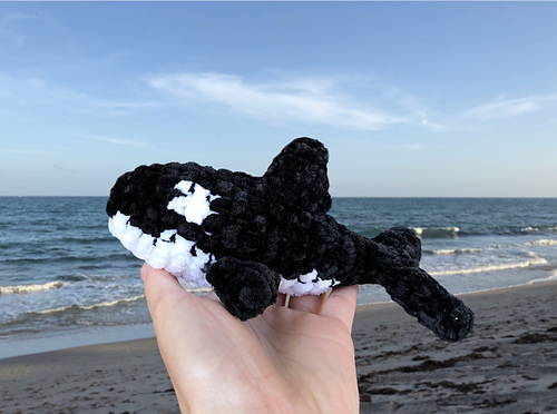 Liten orca-amigurumi - CrochetCartel Co