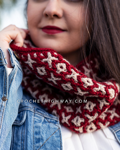Let It Snow Cowl photo 2