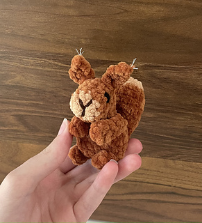 Ravelry: Red Squirrel pattern by Hannah Ratliff