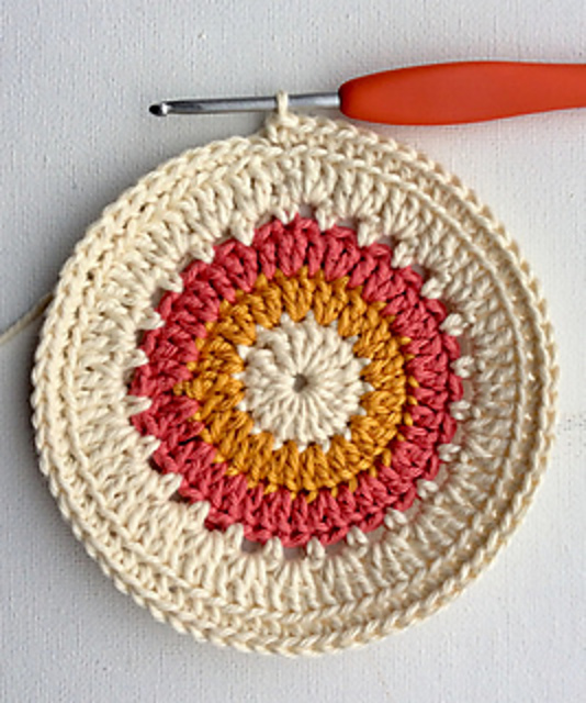 Sunny beach circles coaster