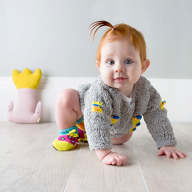 Flappy Bar Baby Sweater