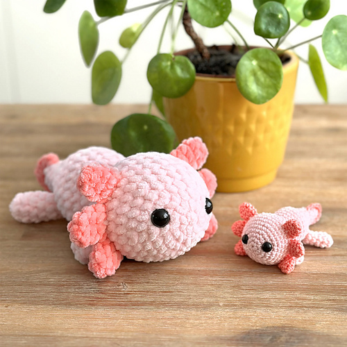 Lucy the Axolotl Amigurumi photo 3