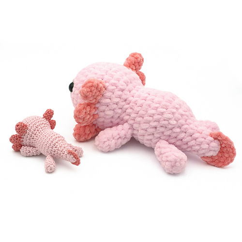 Lucy the Axolotl Amigurumi photo 4