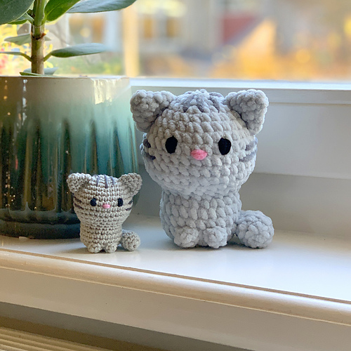 Ravelry Lily the Cat Amigurumi pattern by Mariska VosBolman