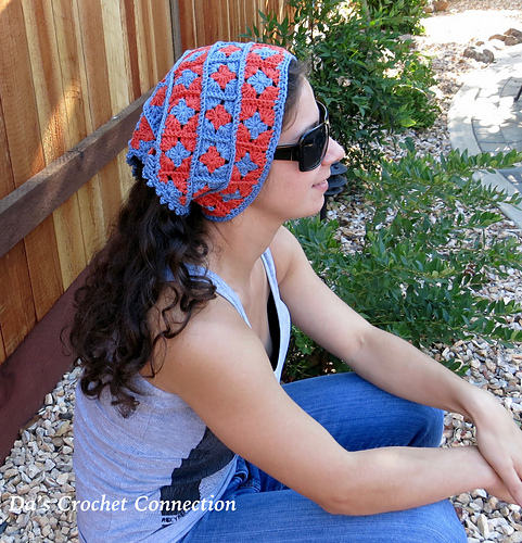 Mini Granny Square Bandana photo 1