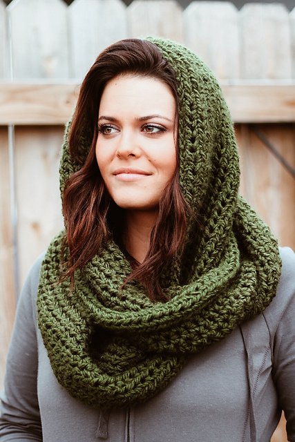 Ravelry: Soft u0026 Cozy Infinity Scarf pattern by Mary Englar