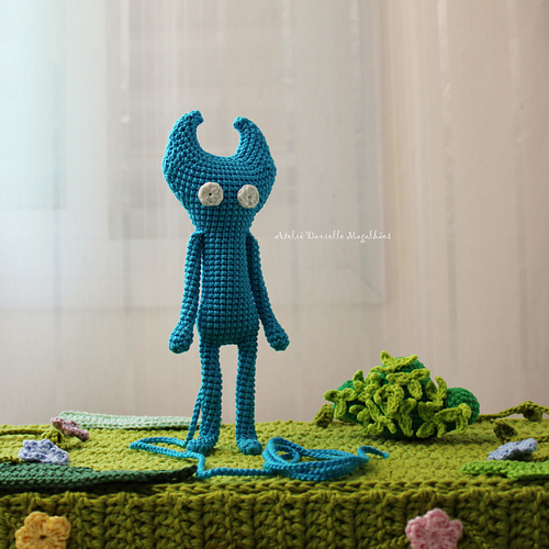 Ravelry: Blue Yarny from Unravel game pattern by Danielle Magalhães