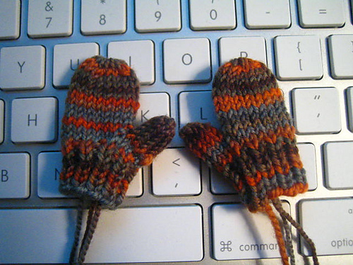 Mini Mitten Ornaments photo 2