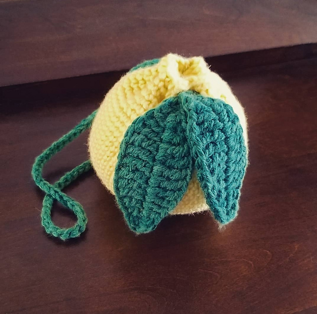 Ravelry Lemon Drawstring Bag pattern by Delilah Crochet