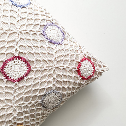 Lacy Cushion photo 1