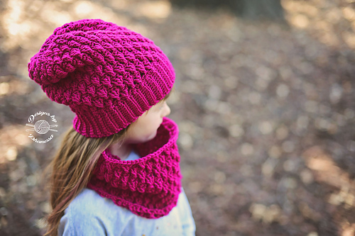 Raspberry Beanie & Cowl photo 8