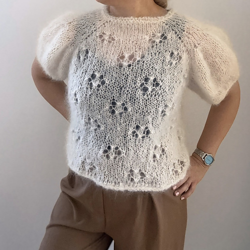 Fluffy Strawberry Top