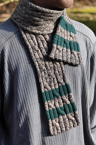 Ravelry: Entwining Ribs Scarf pattern by Sara Huntington Burch
