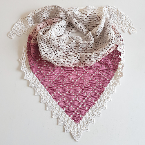 Dusty diamond shawl photo 1
