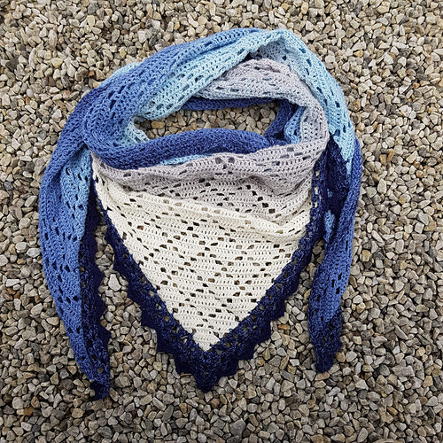 Dusty diamond shawl photo 5