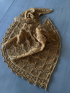 Baah Yarn Lajolla
Bronze- 1 skein