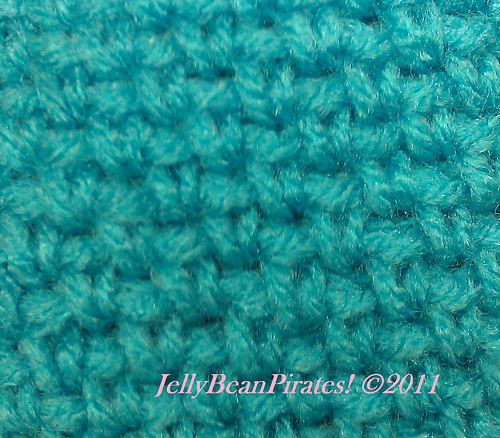 Simple Shell-Trimmed Phone Pouch photo 2