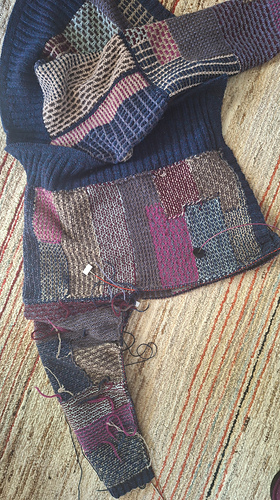3-ndl BO of shoulders, sleeves and side seams