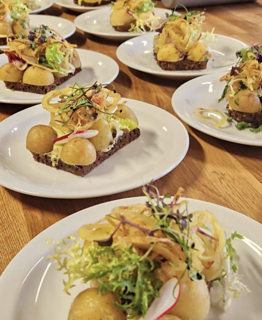  #kartoffelmaden with weed mayo, fried onions etc. from chef Nicolai