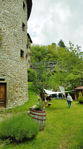 Knitting in Verrucola