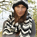 140-32 Salt and Pepper Set - Hat and scarf pattern 