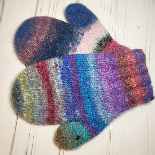 Ravelry Perfect Felted Mittens pattern by Erin Awalt
