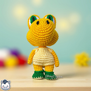 Handmade Koopa amigurumi inspired by Nintendo’s Super Mario, a cute crochet pattern PDF perfect for retro gaming fans and geek collectors.