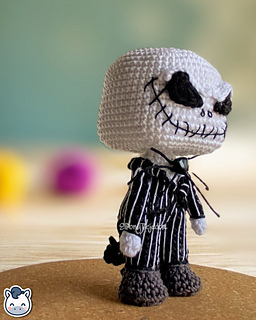 Handmade Jack Skellington amigurumi inspired by Tim Burton’s The Nightmare Before Christmas, spooky Halloween crochet pattern PDF.