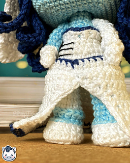 Handmade Emily amigurumi inspired by Tim Burton’s Corpse Bride, a spooky gothic Halloween crochet pattern PDF perfect for fans of dark romance.