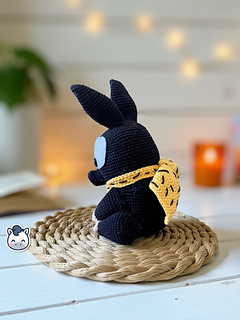 Handmade P-chan pig amigurumi inspired by Ranma ½, a kawaii crochet pattern PDF perfect for anime fans, otaku collections, and geek plush lovers.