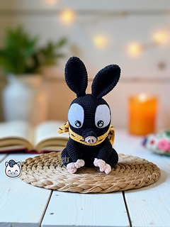 Handmade P-chan pig amigurumi inspired by Ranma ½, a kawaii crochet pattern PDF perfect for anime fans, otaku collections, and geek plush lovers.