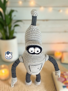 Handmade Bender amigurumi inspired by Matt Groening’s Futurama, a perfect crochet pattern for sci-fi fans and retro animation lovers.