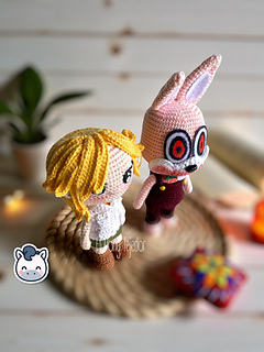 Handmade Heather Mason and Robbie the Rabbit amigurumi inspired by Konami’s Silent Hill, a spooky Halloween crochet pattern PDF.