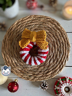 Handmade Christmas Wreath Amigurumi Ornament, festive red, white, and green striped crochet pattern PDF.