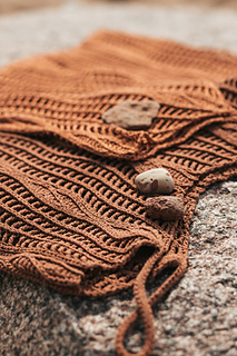 Two samples made in Isager Mulberry silk and Isager Palet