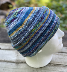 When the brim is folded up, you get 4 layers of warmth over your ears and forehead. 