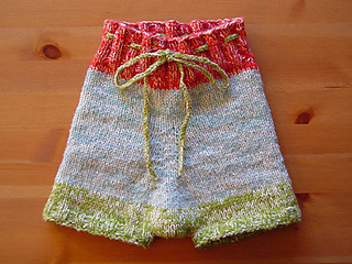 Ravelry: Baby Leggings (February) pattern by Elizabeth Zimmermann