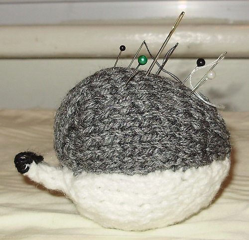 Little Hedgehog Pin Cushion photo 1
