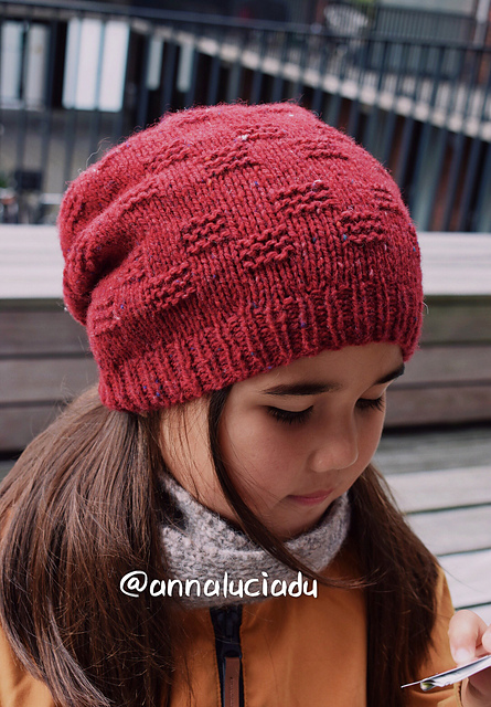Ravelry: Slouchy Hat pattern by Emma Du