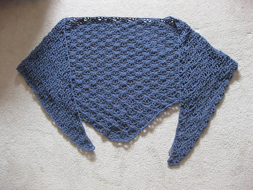how to style shawl with jeans