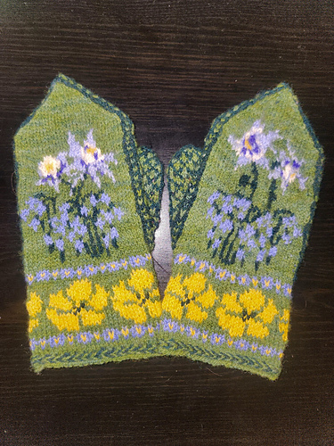 Brighton Wildflower Mitts