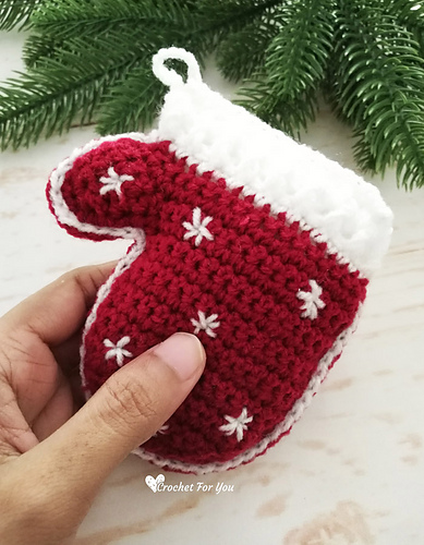 Mittens Ornament photo 4