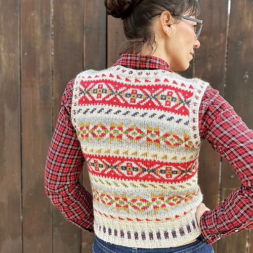 Ravelry Flagship Vest pattern by Espace Tricot