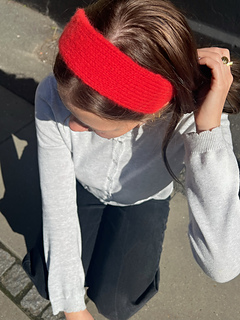 Knit in two strands of Kumula by Gepard Garn