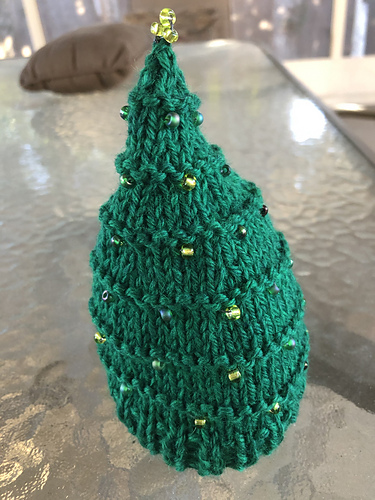 Ravelry: Christmas Tree Chocolate Orange Cover pattern by marianna mel