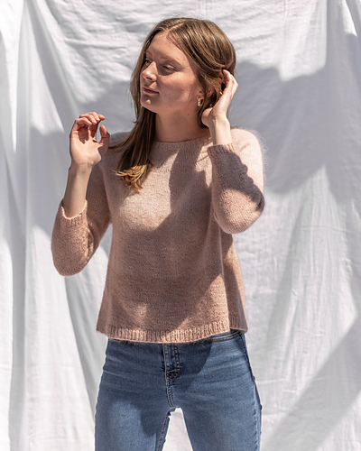Velvet Genser - Claudia Quintanilla - EweKnit Toronto