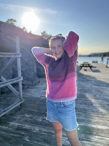 Narviga Genser - Ferdigstrikka (Vibeke Lauritsen)