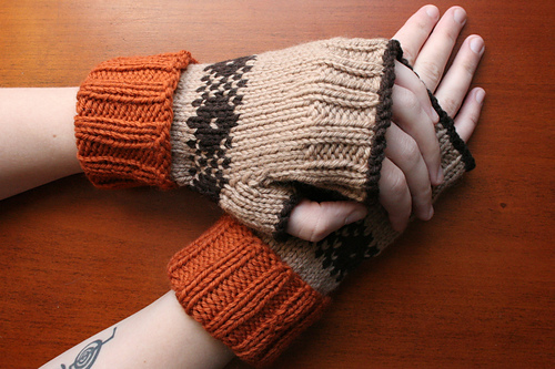 Dulcian Fingerless Gloves photo 2